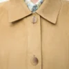Chaqueta con puños remangados de piel de cordero ante