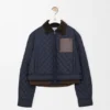 Chaqueta corta de tejido técnico