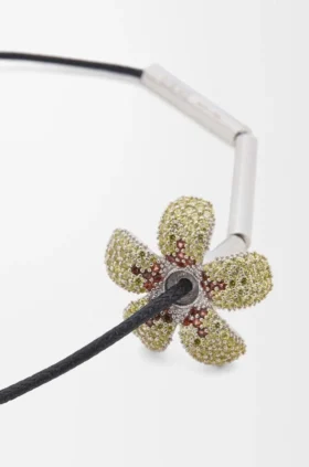 Collar «Flor» en plata de ley y cristales