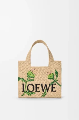 Font Tote pequeño con tipografía Loewe en rafia