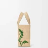 Font Tote pequeño con tipografía Loewe en rafia