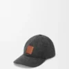 Gorra con parche de lana