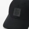 Gorra con parche de lona