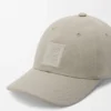 Gorra con parche de lona