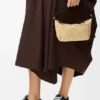 Minibolso Cala de piel de becerro clásica y rafia