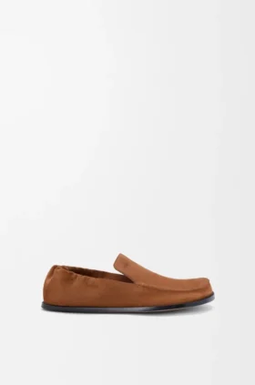 Mocasín flexible de ante