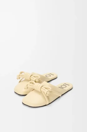Mules con nudo Flamenco de piel de cordero