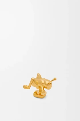 Pin de saltamontes en latón