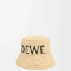 Sombrero de rafia