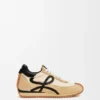 Zapatilla Flow Runner de nailon y ante