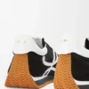 Zapatilla Flow Runner de nailon y ante