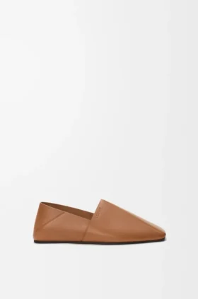 Zapatilla Origami de piel de becerro suave